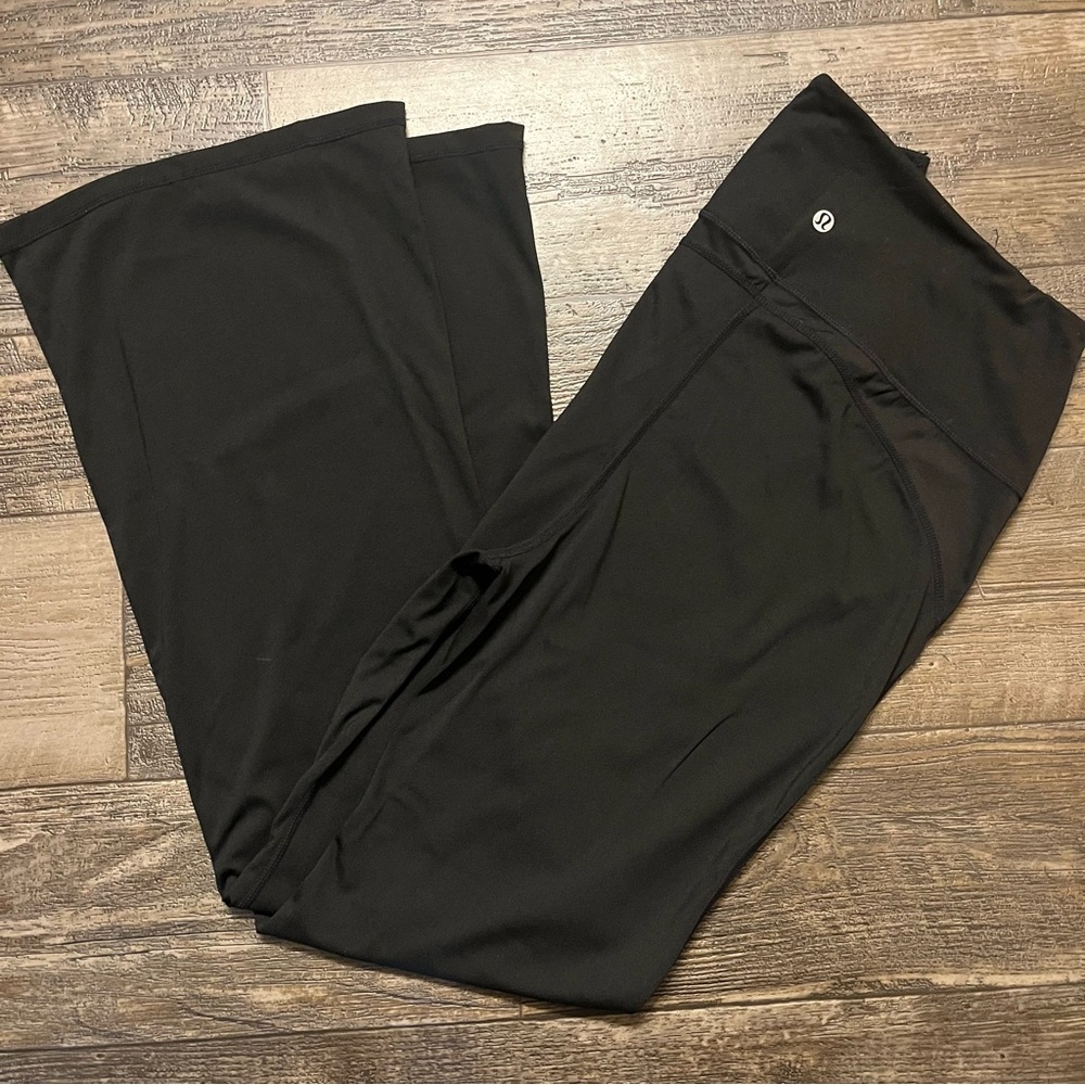 **SOLD** Flared Lululemon Yoga Pants